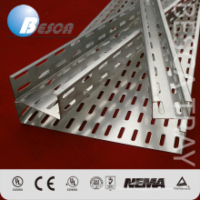 En venta HDG pre-galvanizado al aire libre tamaño de bandeja de cable perforado Fabricación